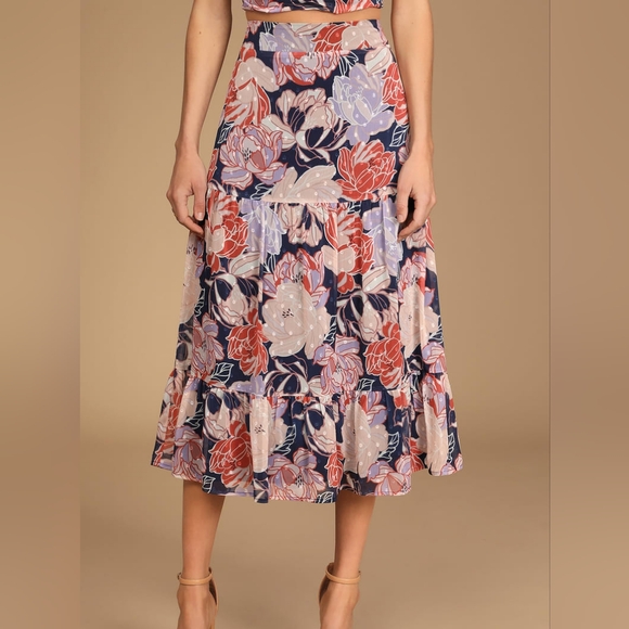 NWT Lulu's Floating Thru Flowers Midi Dress - Picture 4 of 7